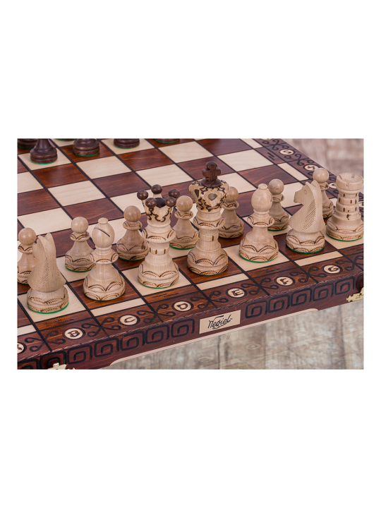 SQUARE - Echecs Ambassadeur Exclusif