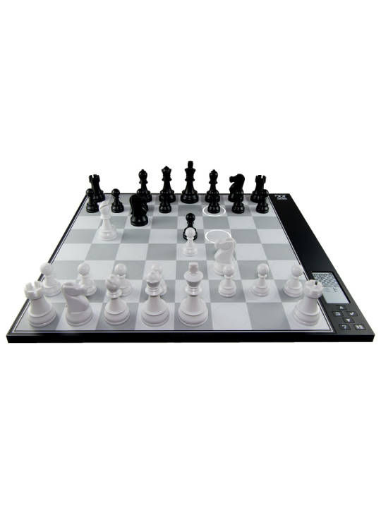 SQUARE - Chess Shop - Chess Computer DGT Centaur
