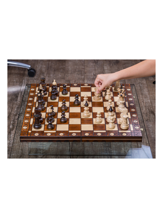 SQUARE - Echecs Ambassadeur AG